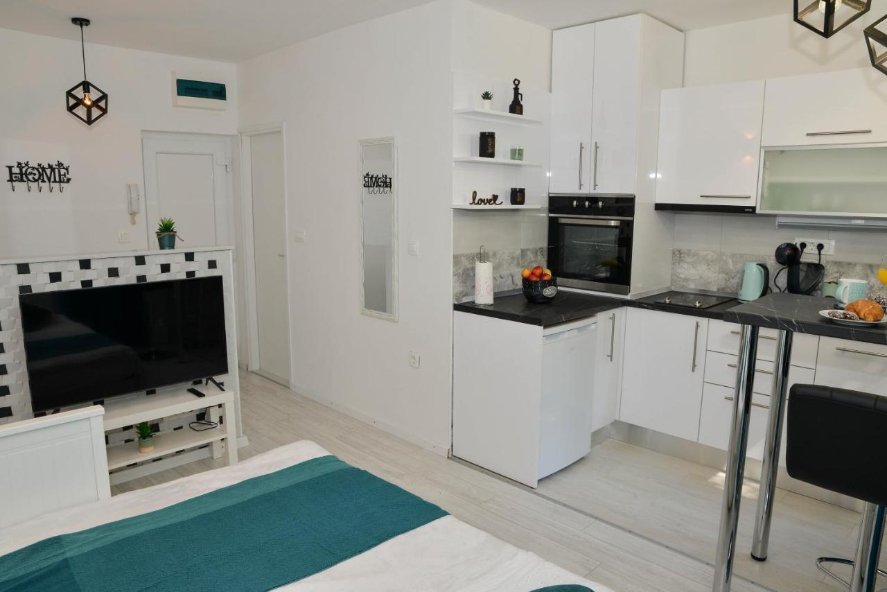 Apartment Deni ซาดาร์ ภายนอก รูปภาพ